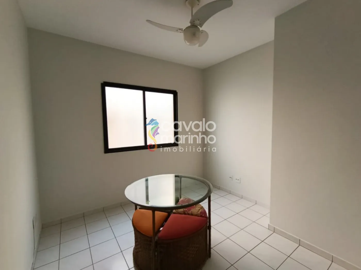 Alugar Apartamento / Padrão em Ribeirão Preto R$ 1.000,00 - Foto 3