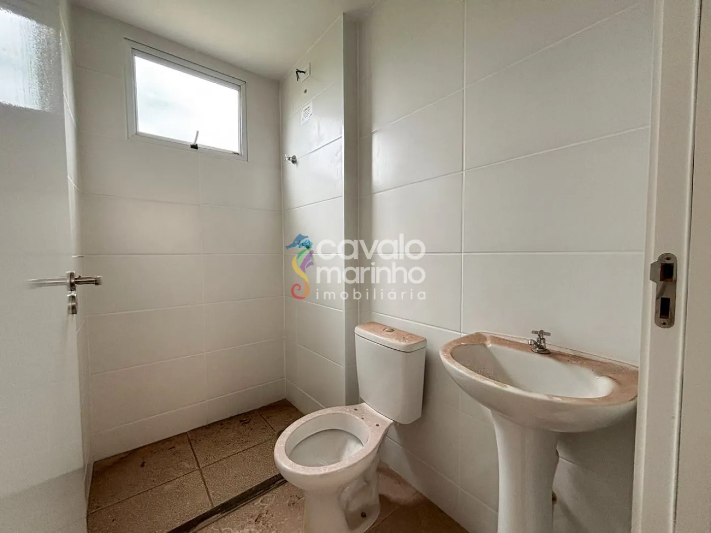 Alugar Apartamento / Padrão em Ribeirão Preto R$ 930,00 - Foto 3