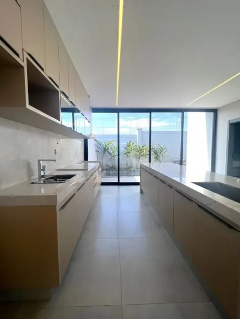 imagem 3 - Casa em condomínio à venda com 3 quartos, piscina, 172 m²  - Residencial Quinta da Mata imagem 3 - Casa em condomínio à venda com 3 quartos, piscina, 172 m²  - Residencial Quinta da Mata