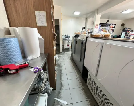imagem 5 - Ponto comercial à venda com 3 banheiro, 172m² - Jardim Manoel Penna. imagem 5 - Ponto comercial à venda com 3 banheiro, 172m² - Jardim Manoel Penna.