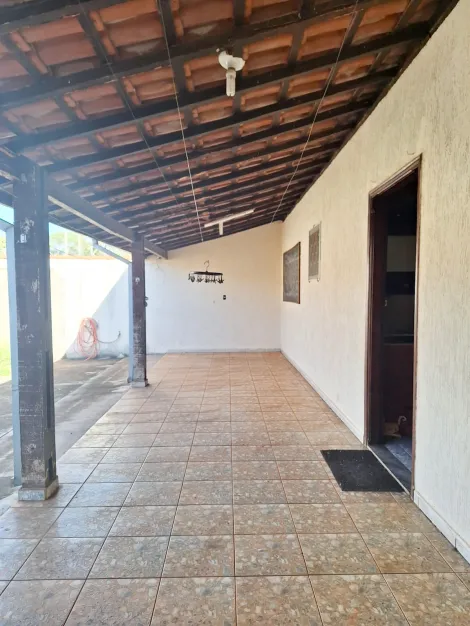 imagem 2 - Casa à venda com 2 quartos e 4 vagas, 146m² - Guatapará imagem 2 - Casa à venda com 2 quartos e 4 vagas, 146m² - Guatapará